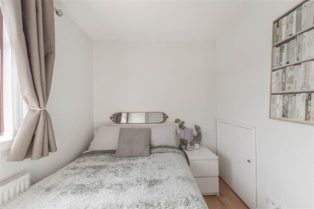 17 Garron Crescent 13 of 31