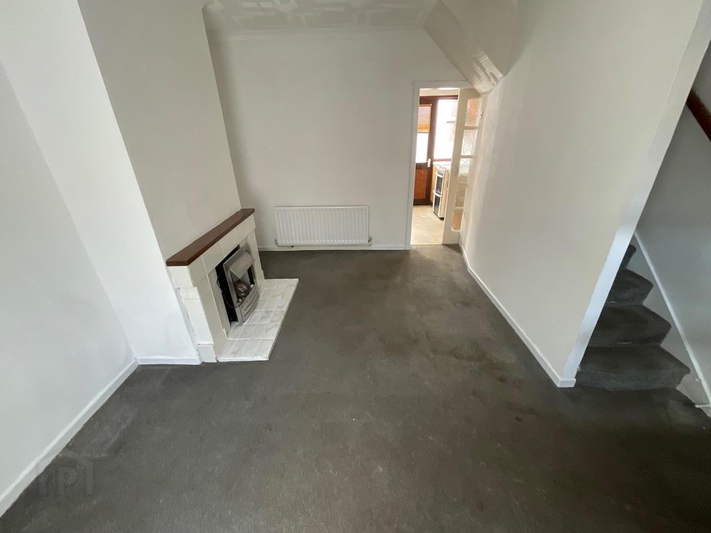 53 Ainsworth Avenue 3 of 9