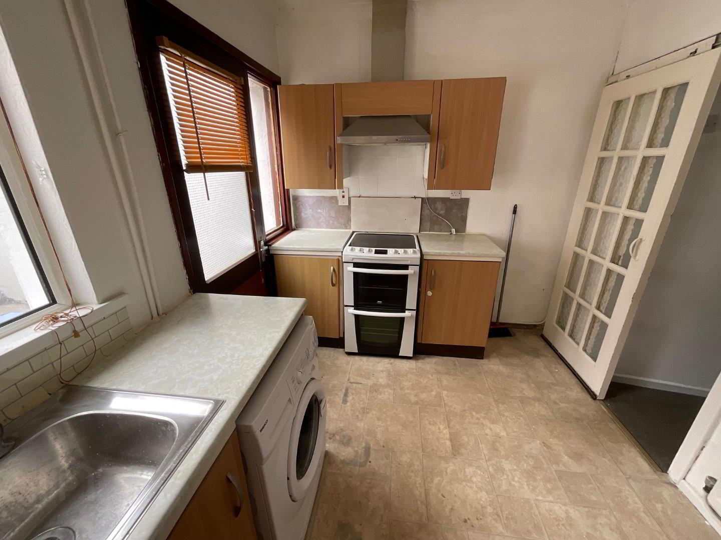 53 Ainsworth Avenue 4 of 9