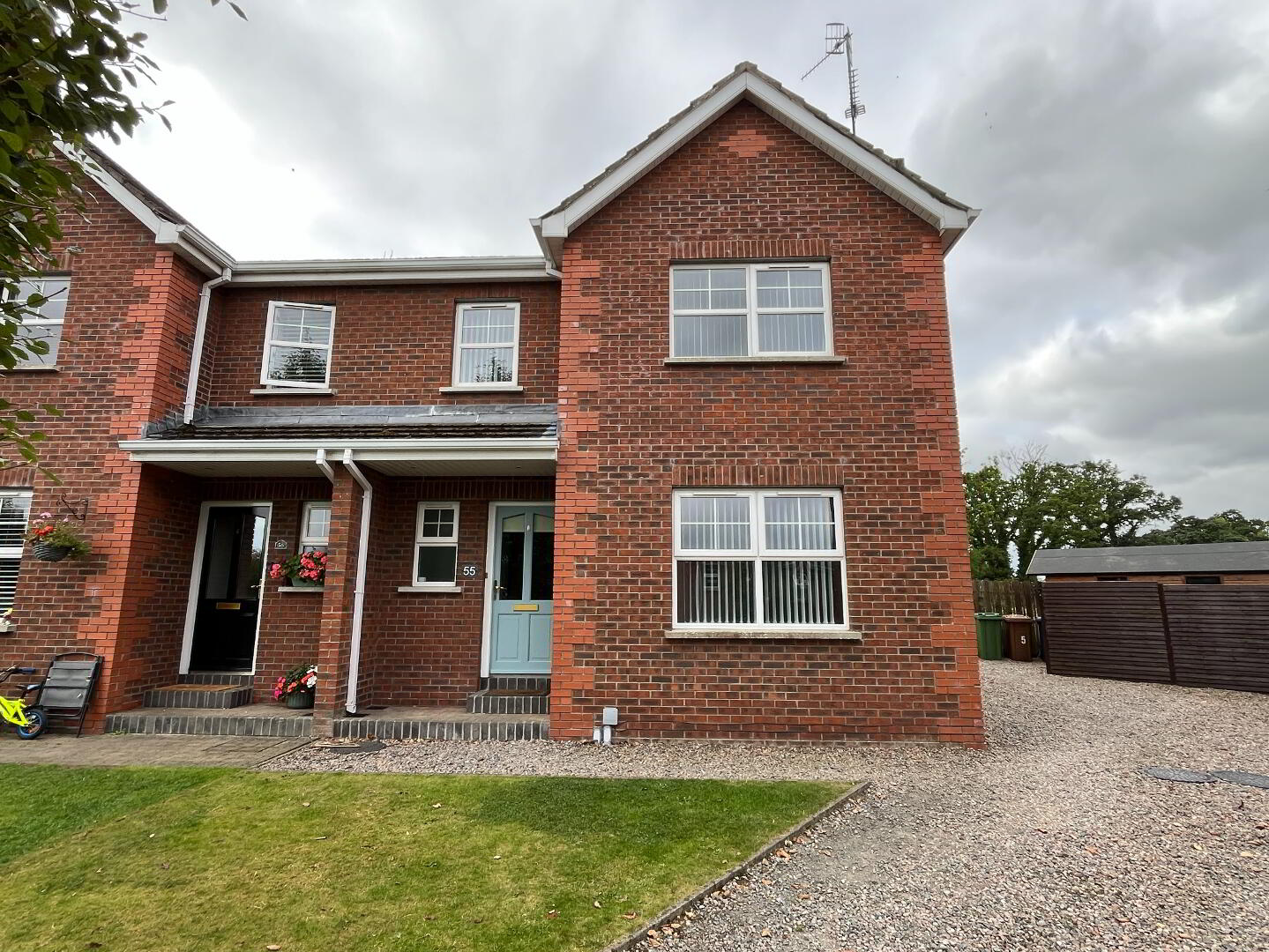 55 Windsor Hill 2 of 26