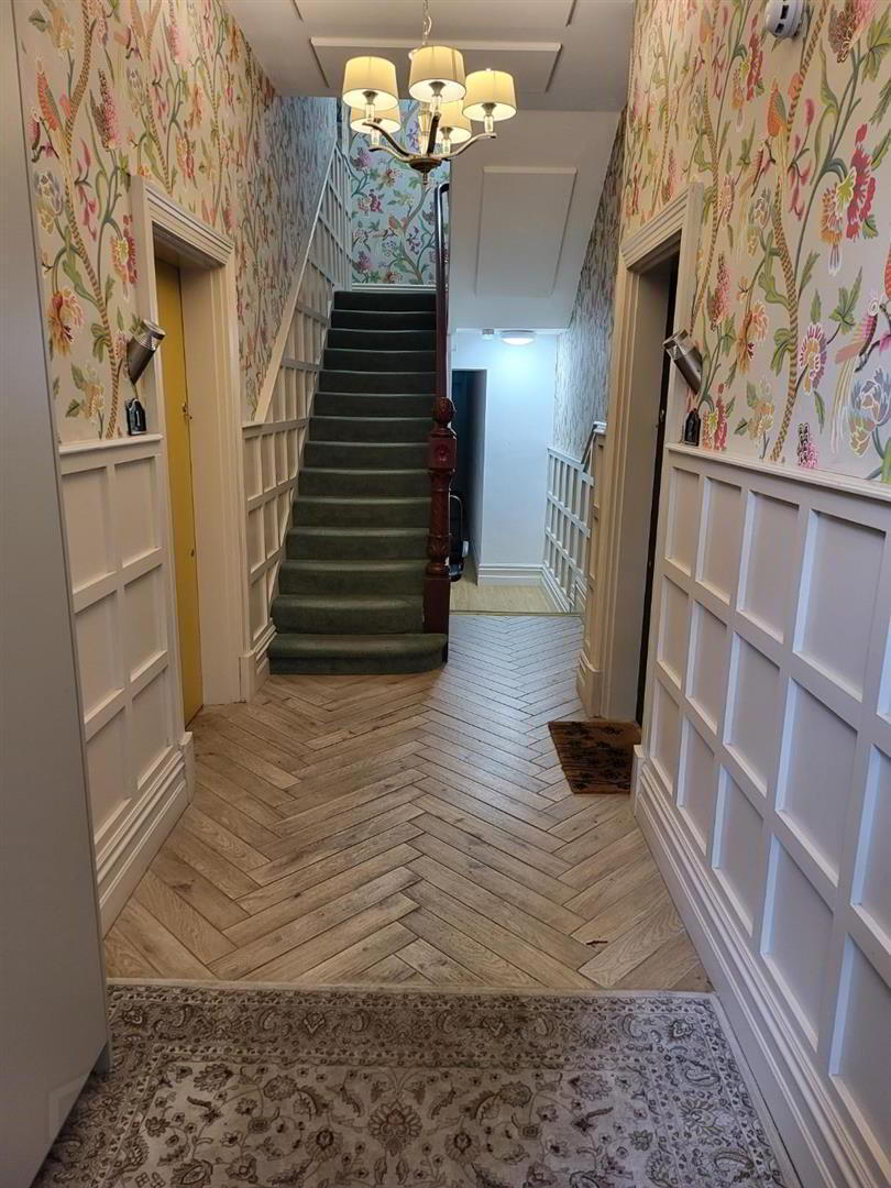 Apartment 2 7 Wellington Park 2 of 13