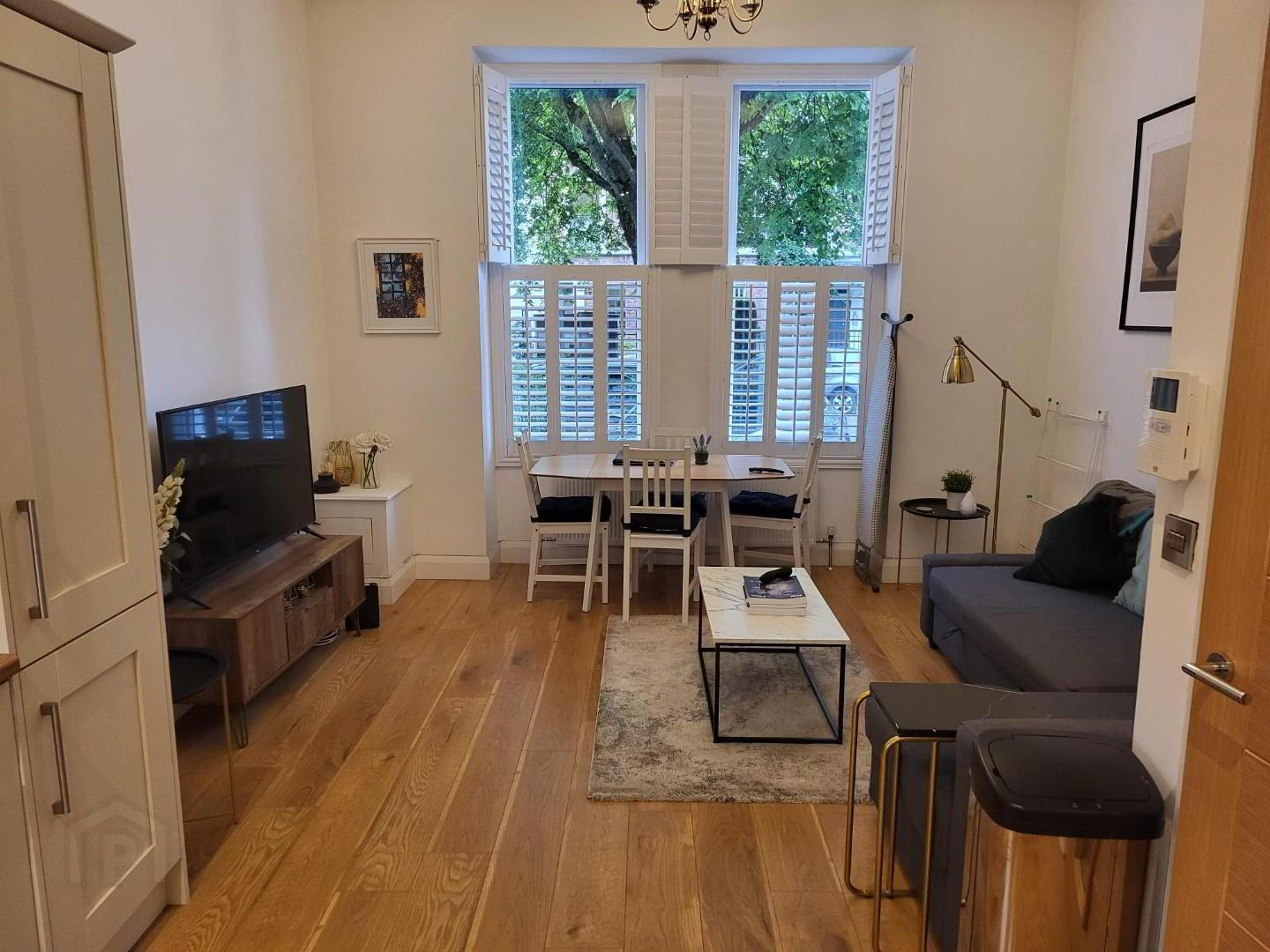 Apartment 2 7 Wellington Park 4 of 13