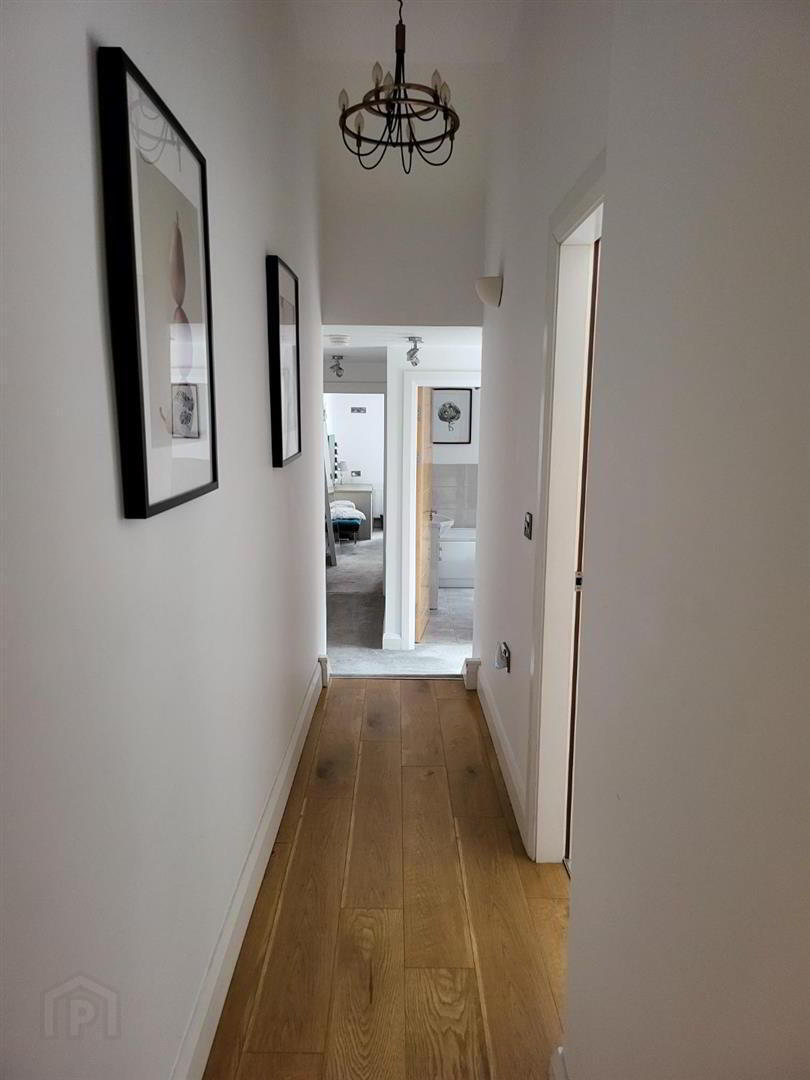 Apartment 2 7 Wellington Park 13 of 13