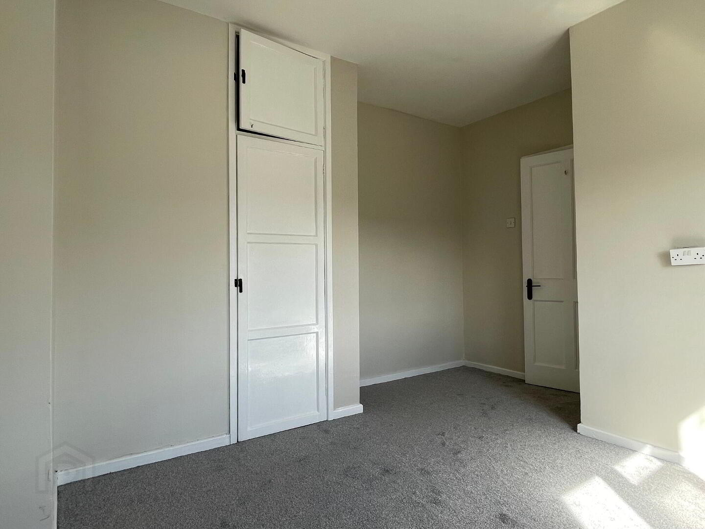 18 Hazelbank Road 16 of 21