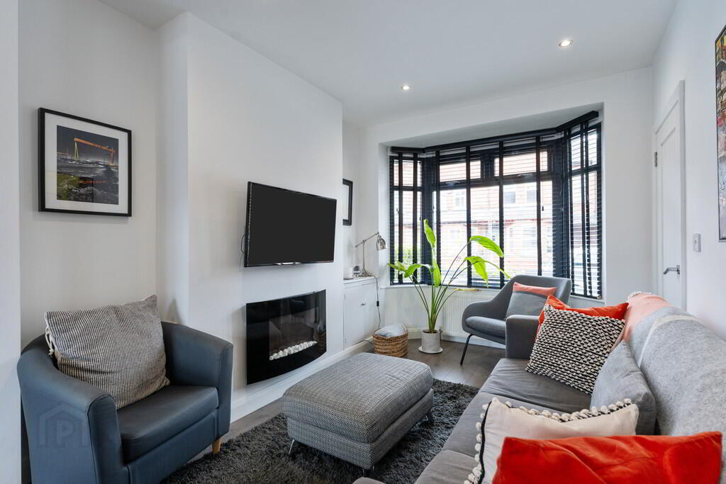 43 Ava Street 3 of 19