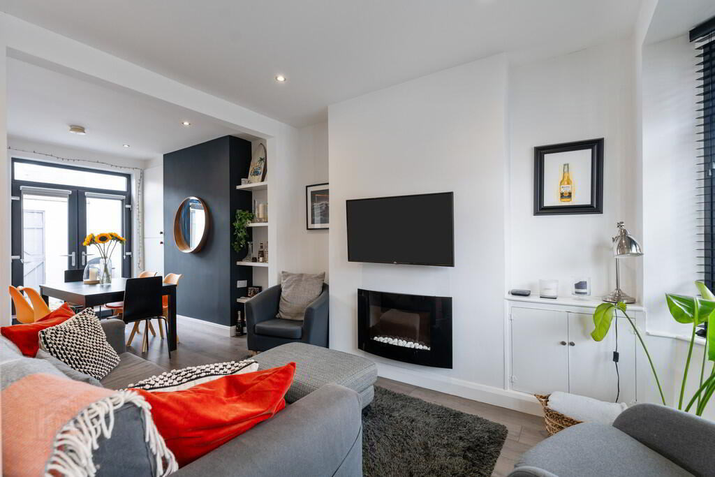 43 Ava Street 5 of 19