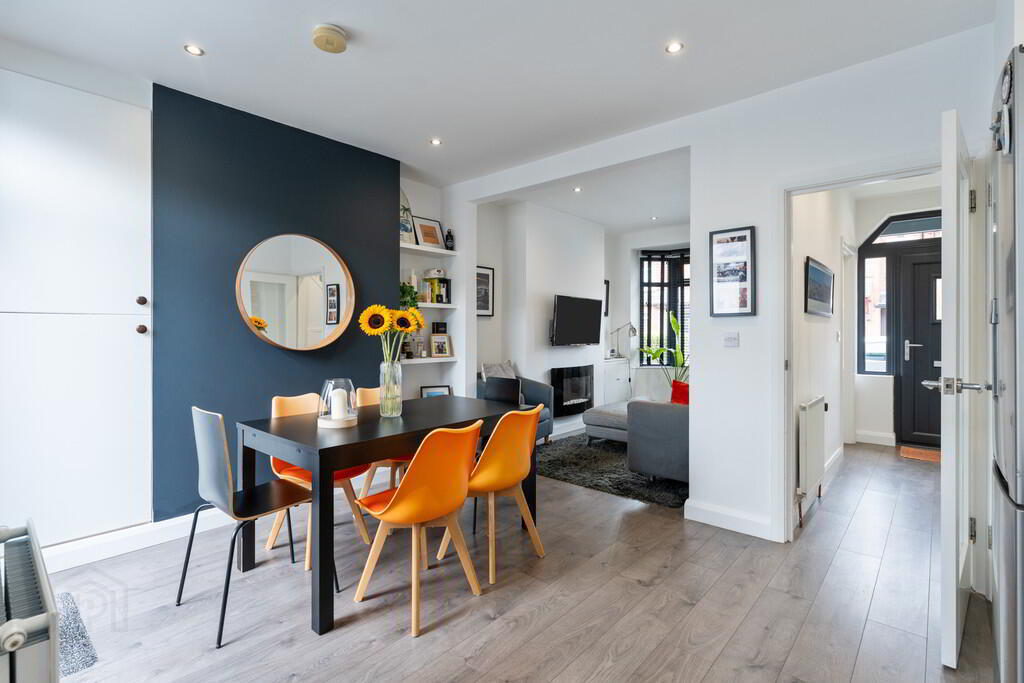 43 Ava Street 8 of 19