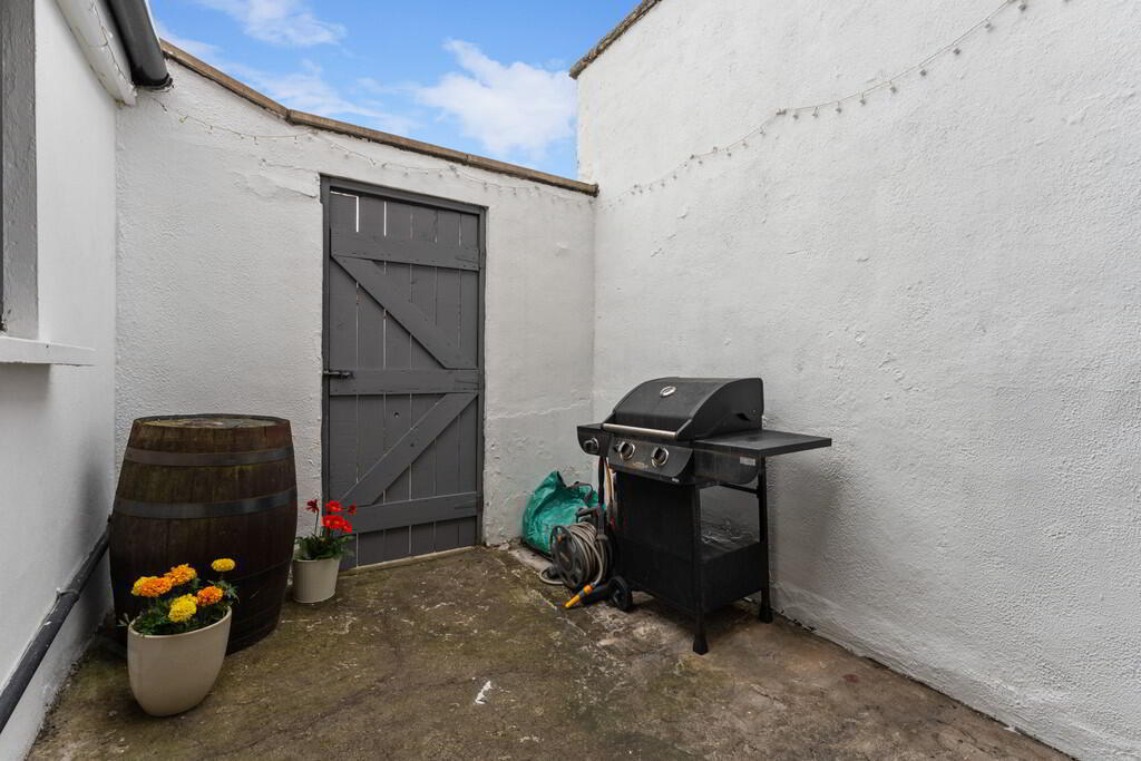 43 Ava Street 18 of 19