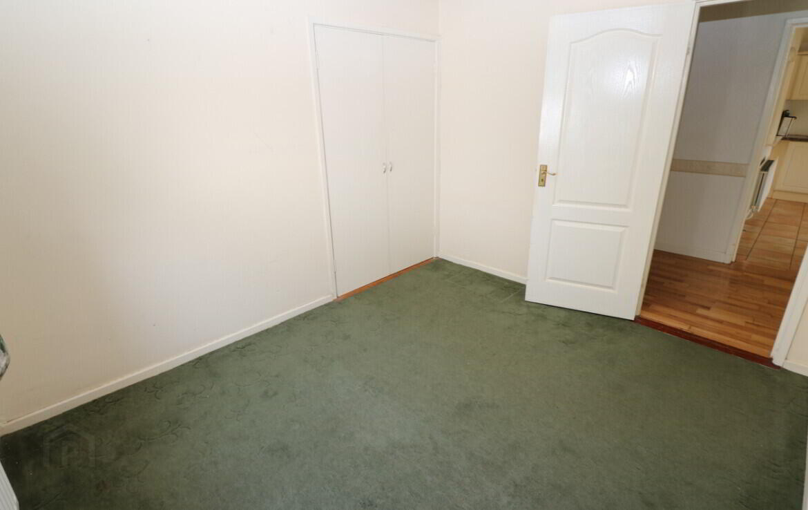 1 Beechmount Avenue 7 of 28