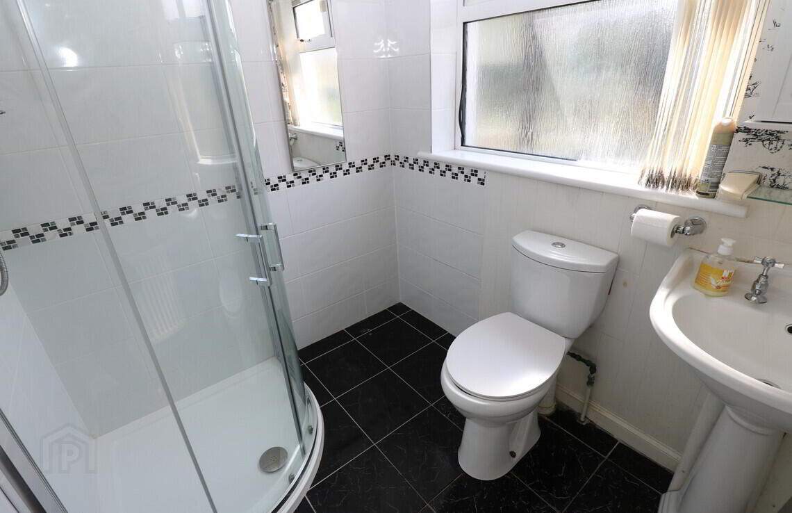 1 Beechmount Avenue 10 of 28