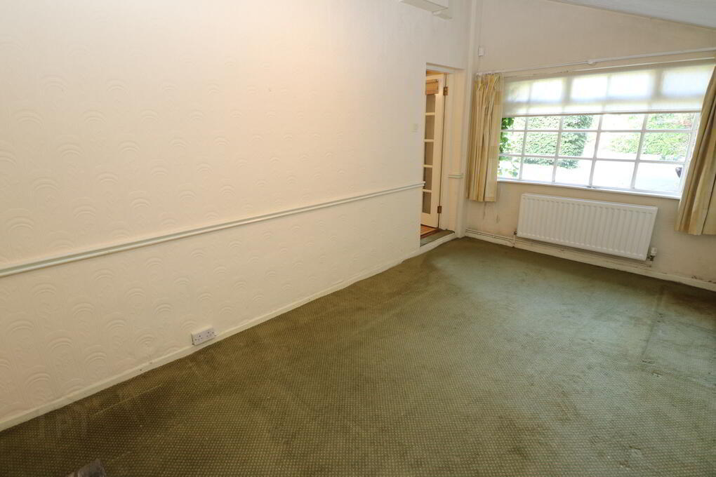 1 Beechmount Avenue 16 of 28
