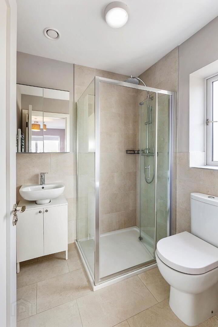 16 The Heights Oldbridge Manor Drogheda Co Meath 19 of 24