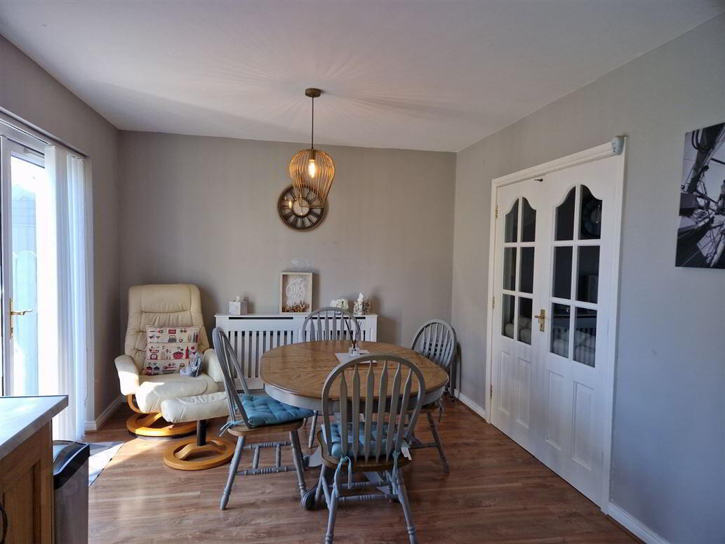 27 Oyster Bay Court 3 of 10