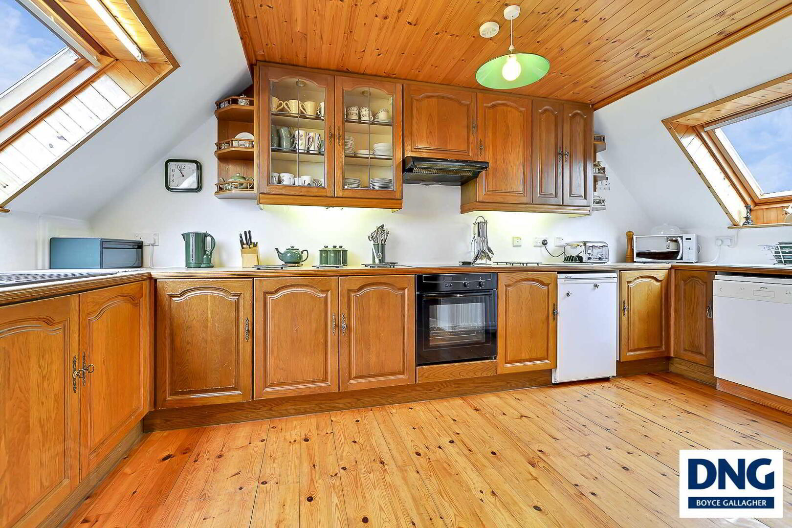 Butterfly Cottage 18 of 33