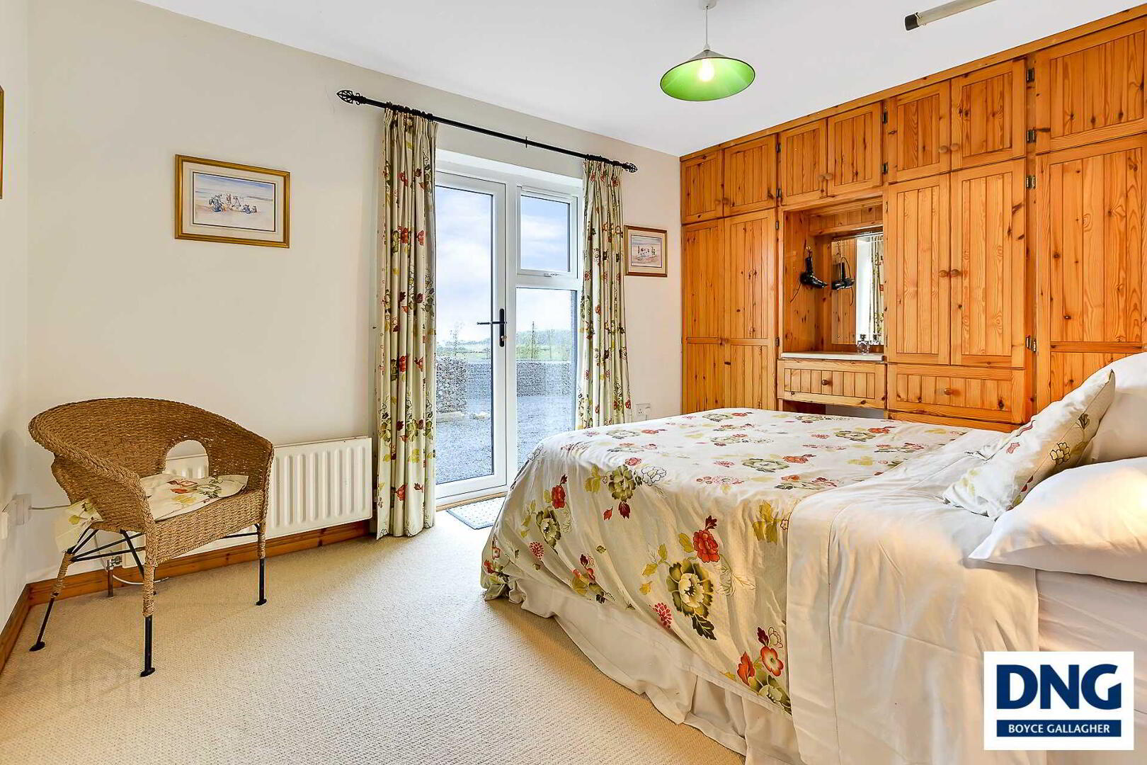 Butterfly Cottage 29 of 33