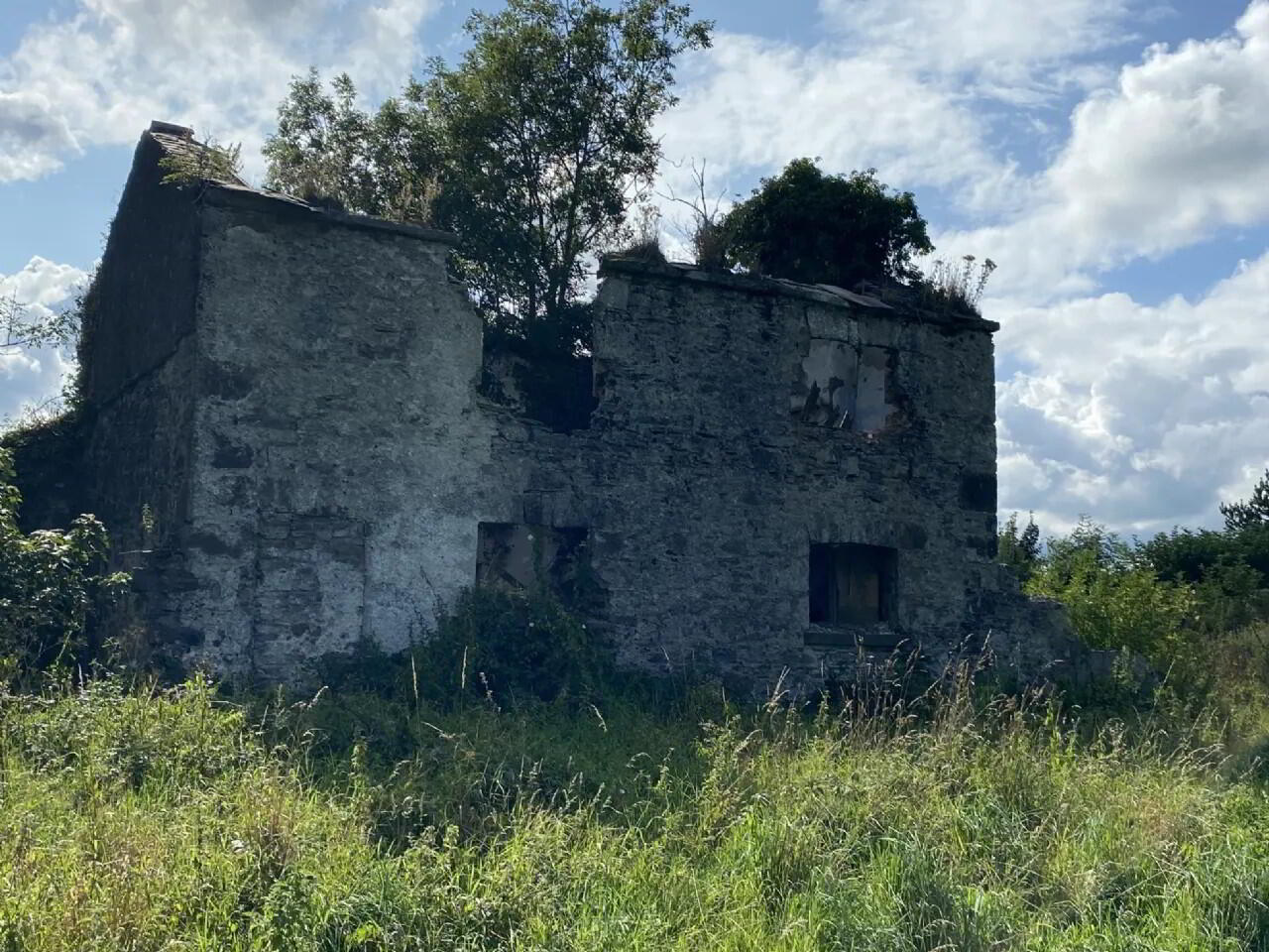 Derelict House, On 1.7 Acres Approx 1 of 4