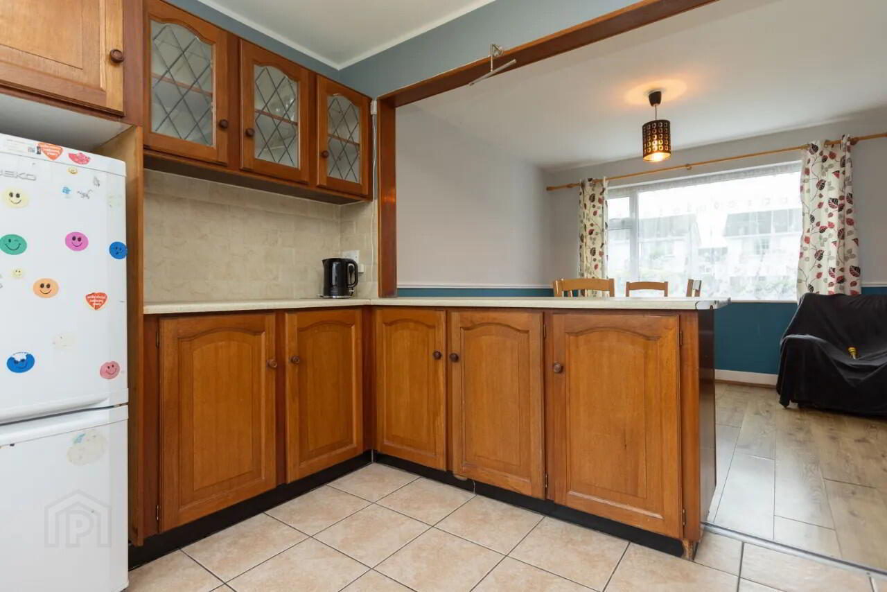 17 Woodlands Avenue 20 of 47