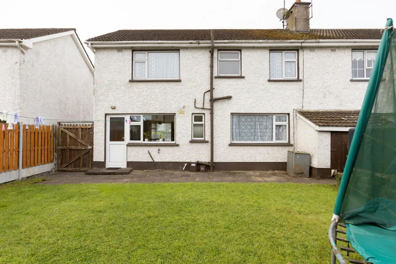 17 Woodlands Avenue 40 of 47