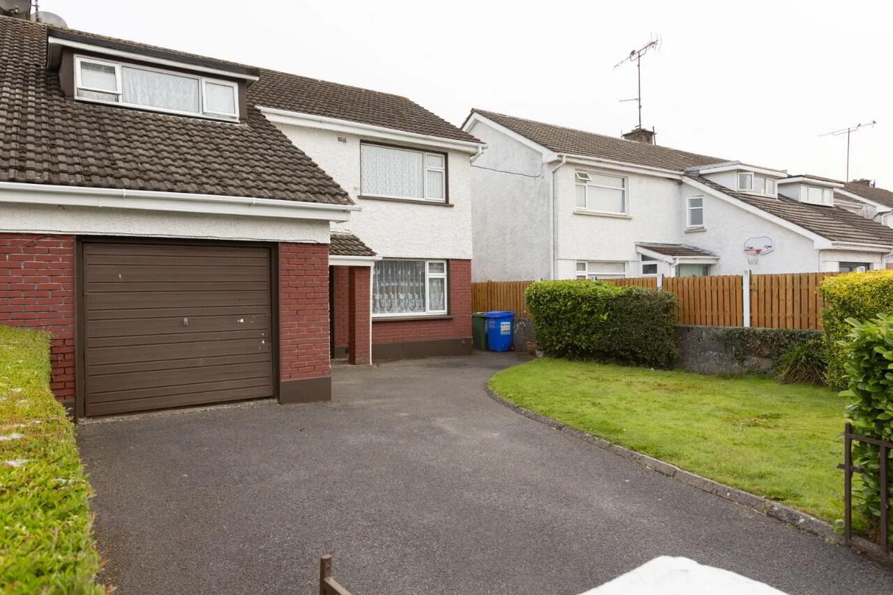 17 Woodlands Avenue 45 of 47