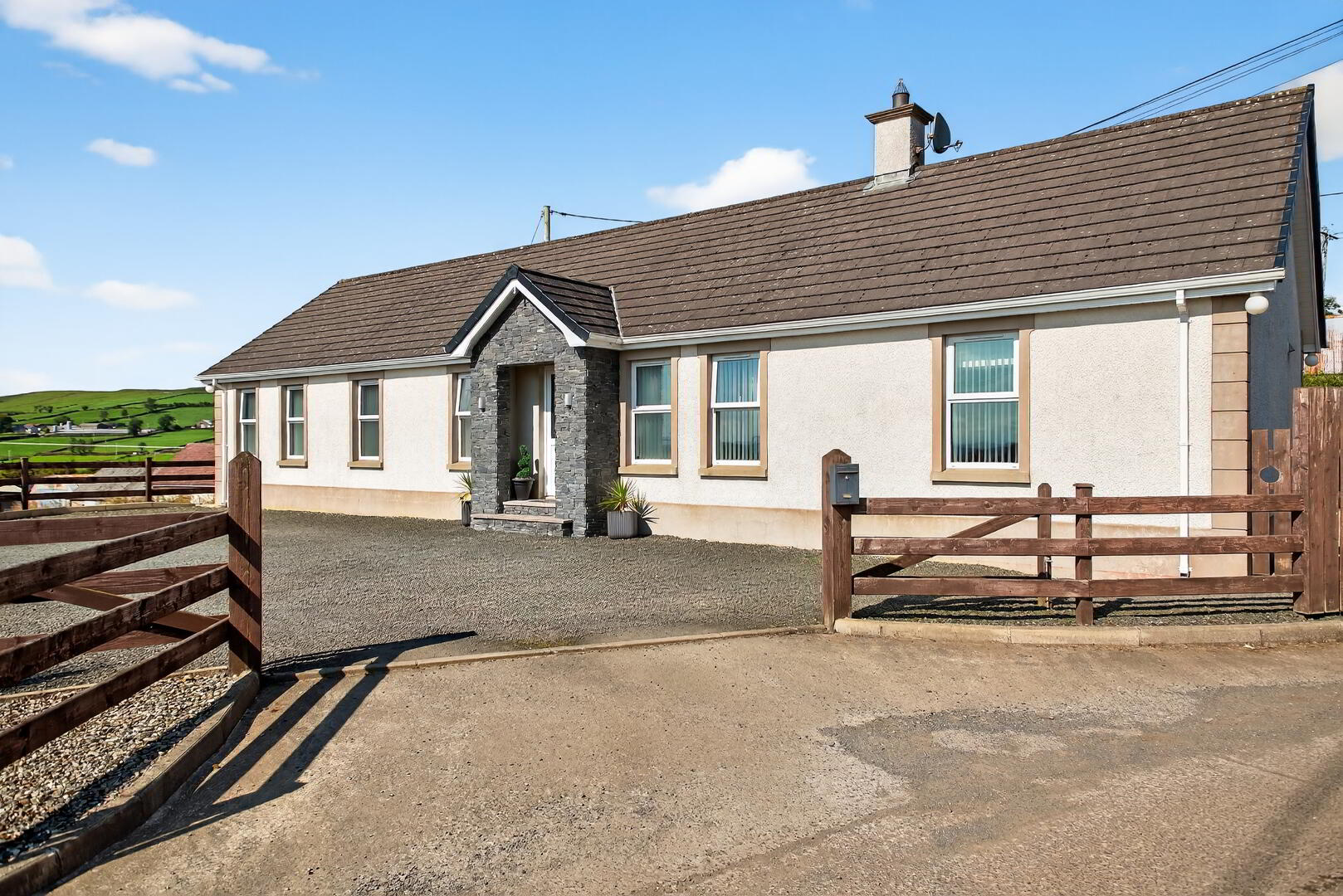 34a Tullykittagh Road 3 of 23