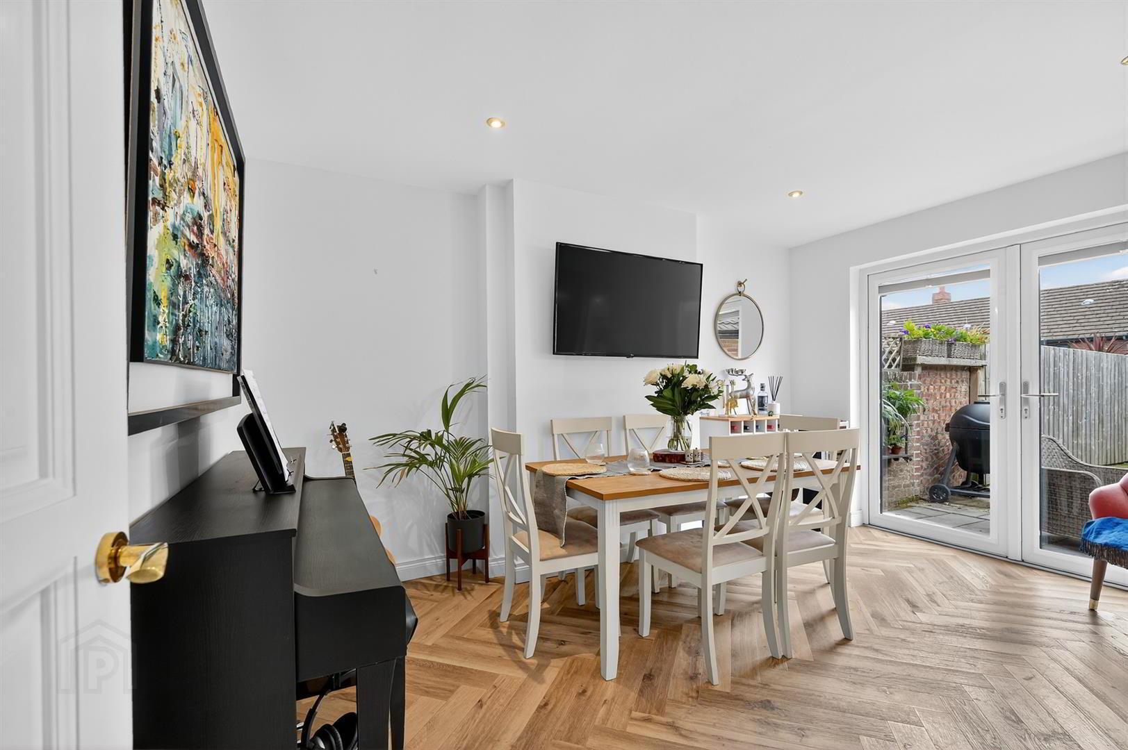 96 Sharman Road 12 of 35