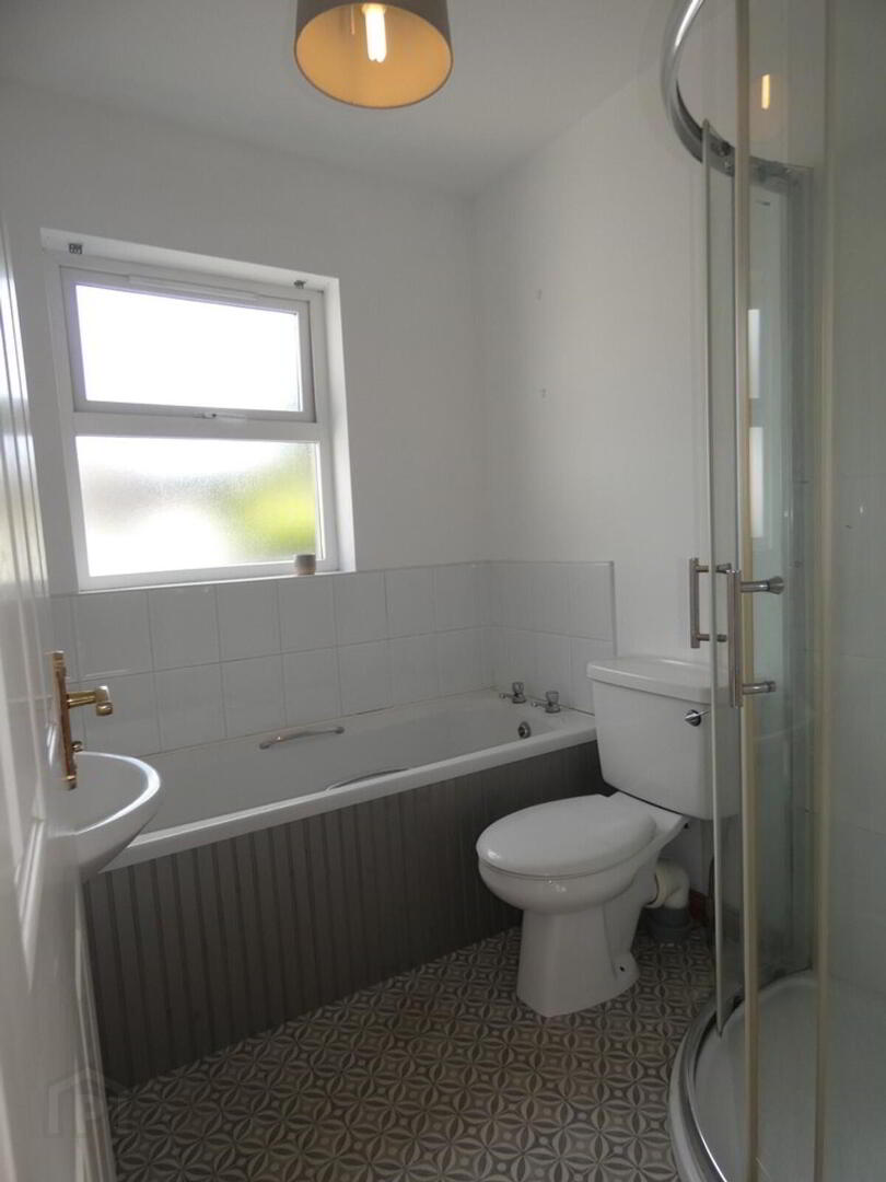 37 Knockbrcken Court 15 of 19