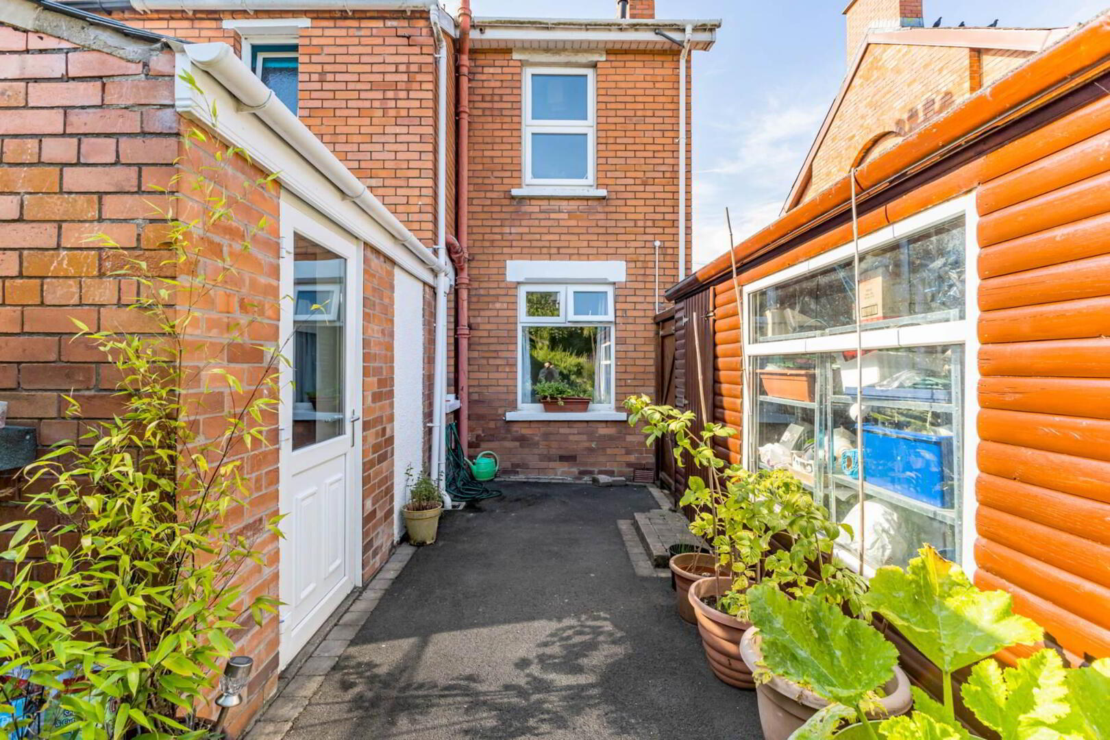 54 Ladas Drive 43 of 46