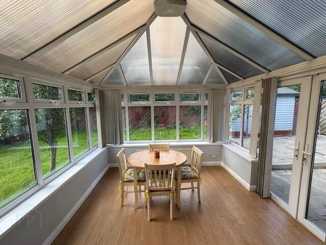 38 Craigowen Road 11 of 22
