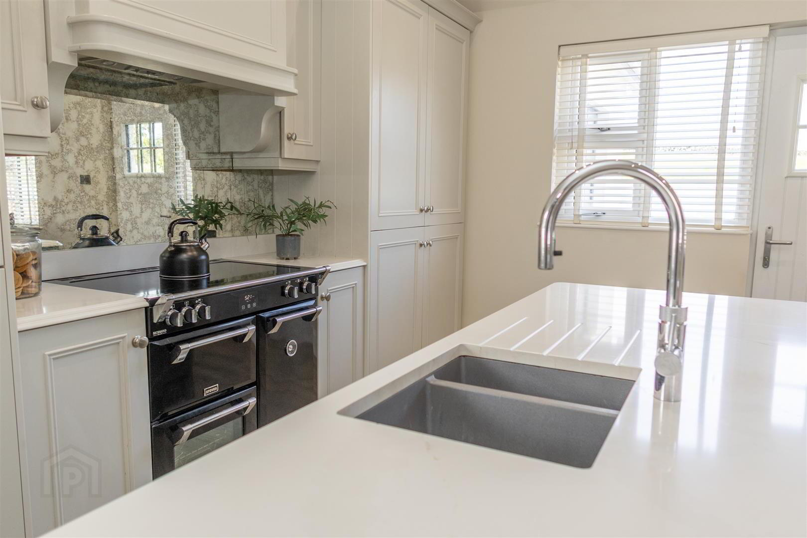 76 Bryansford Road 19 of 34