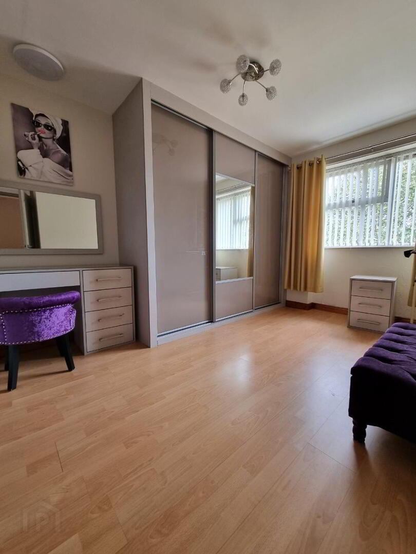 18 Drumbreda Gardens 11 of 16