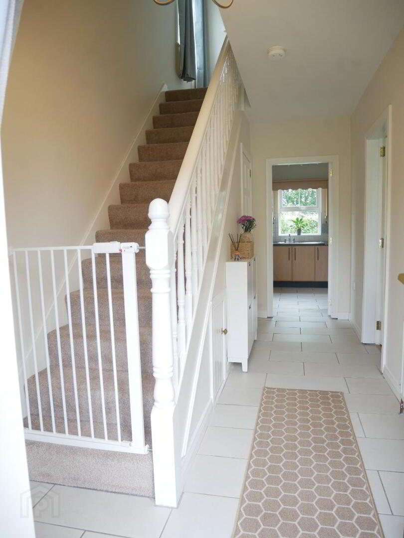27 Spruce Hill 4 of 16