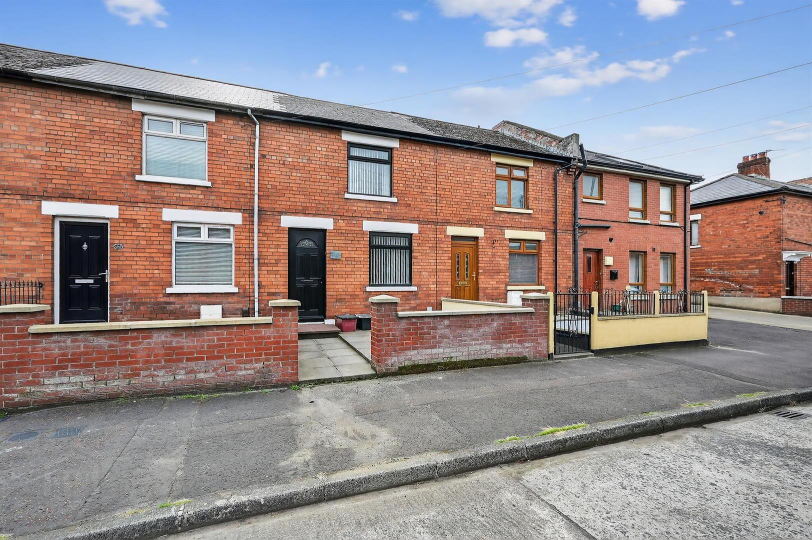 168 Tates Avenue, Belfast 2 of 21