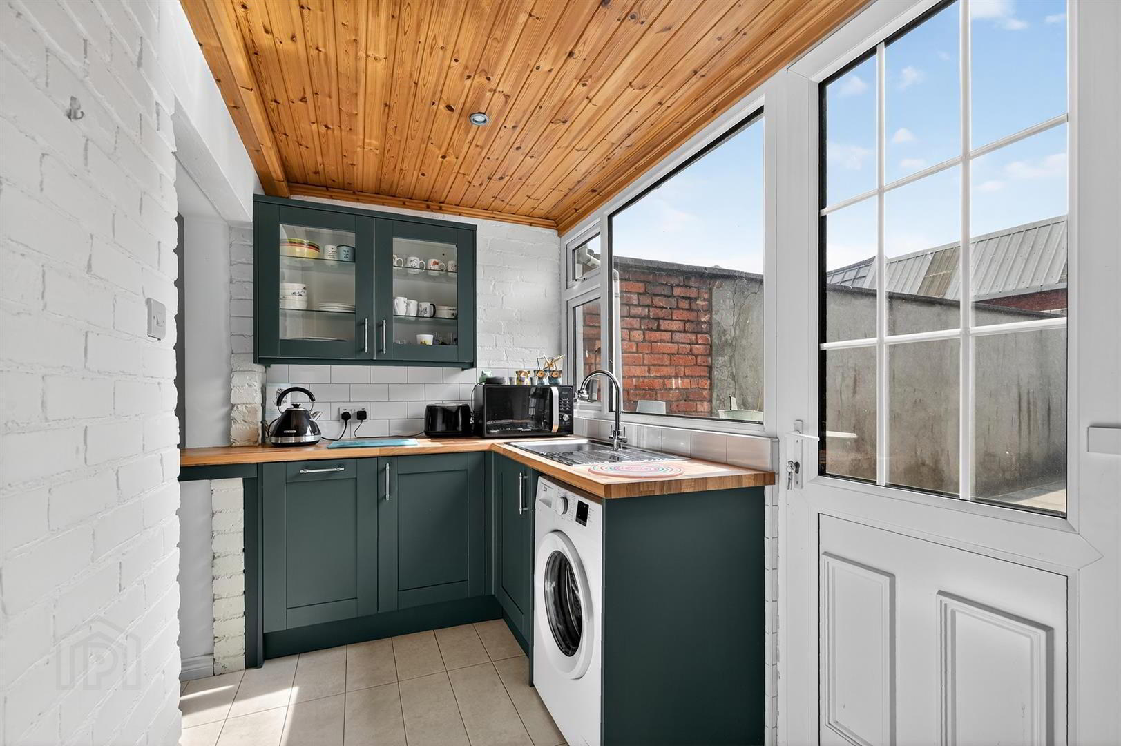 168 Tates Avenue, Belfast 10 of 21