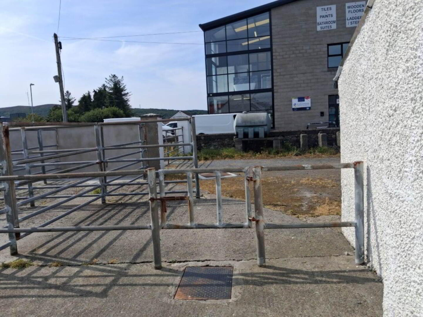 Former Vet Clinic 39 of 44