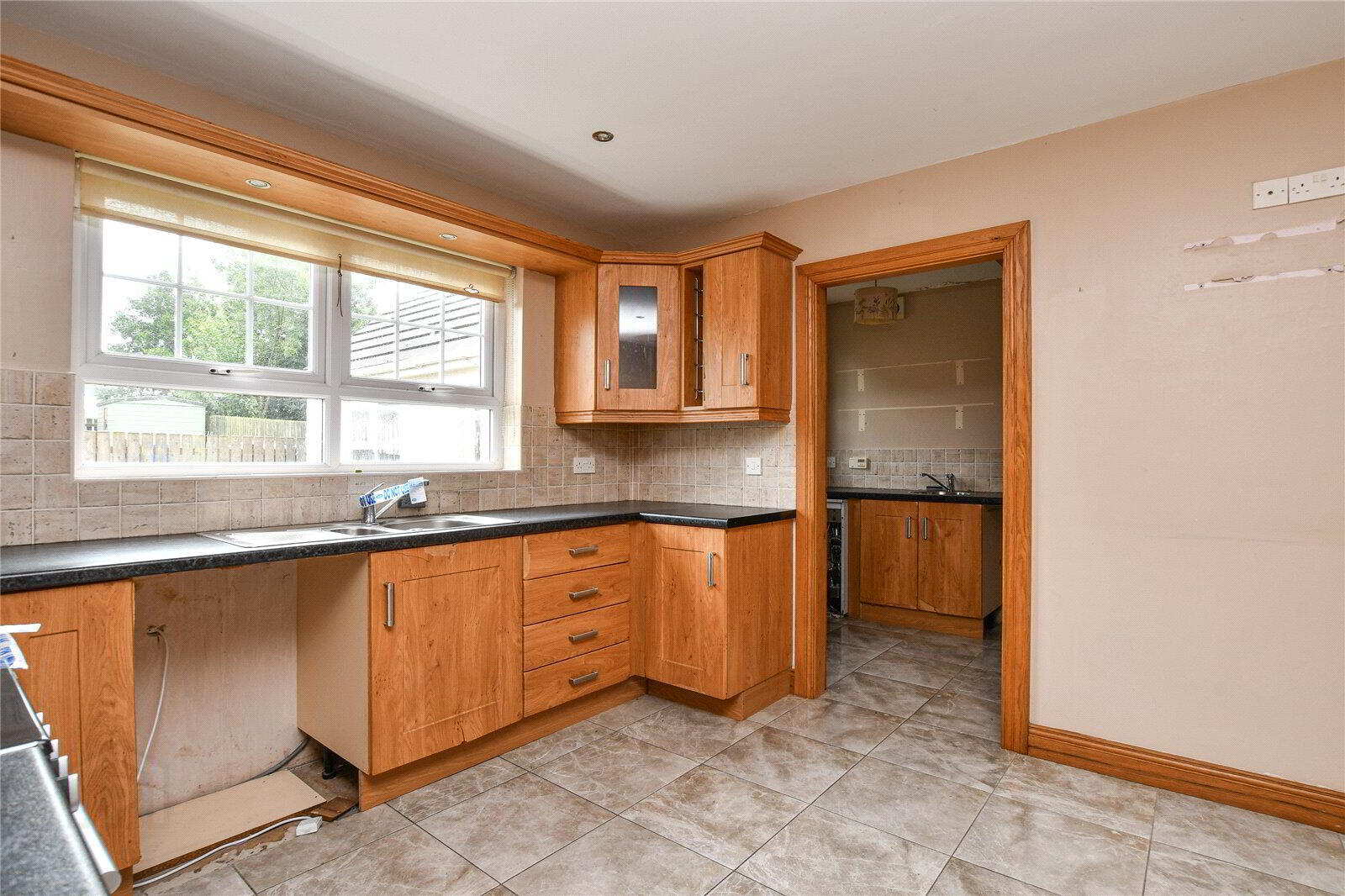 12 Edenmore Way 19 of 58