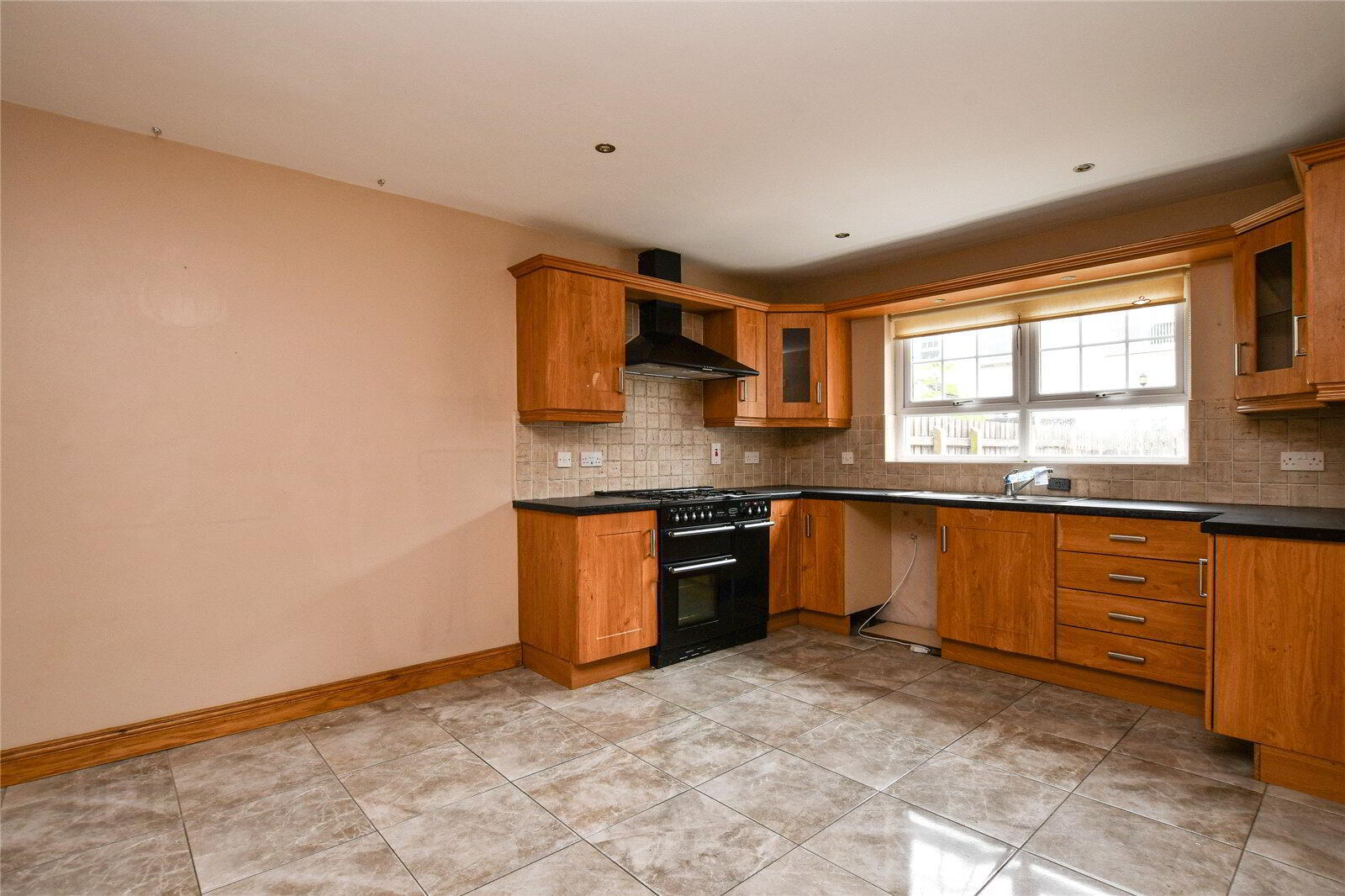12 Edenmore Way 18 of 58