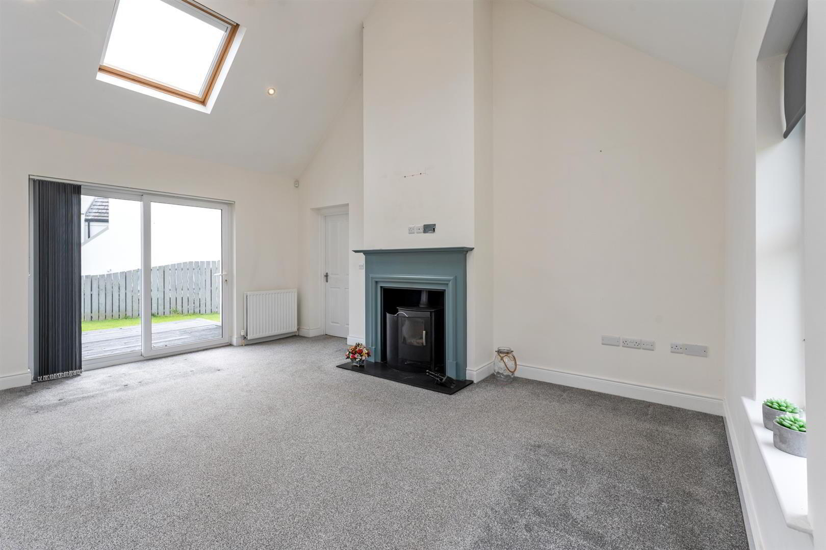 Sea Spray House, 2 Vester Cove 11 of 24