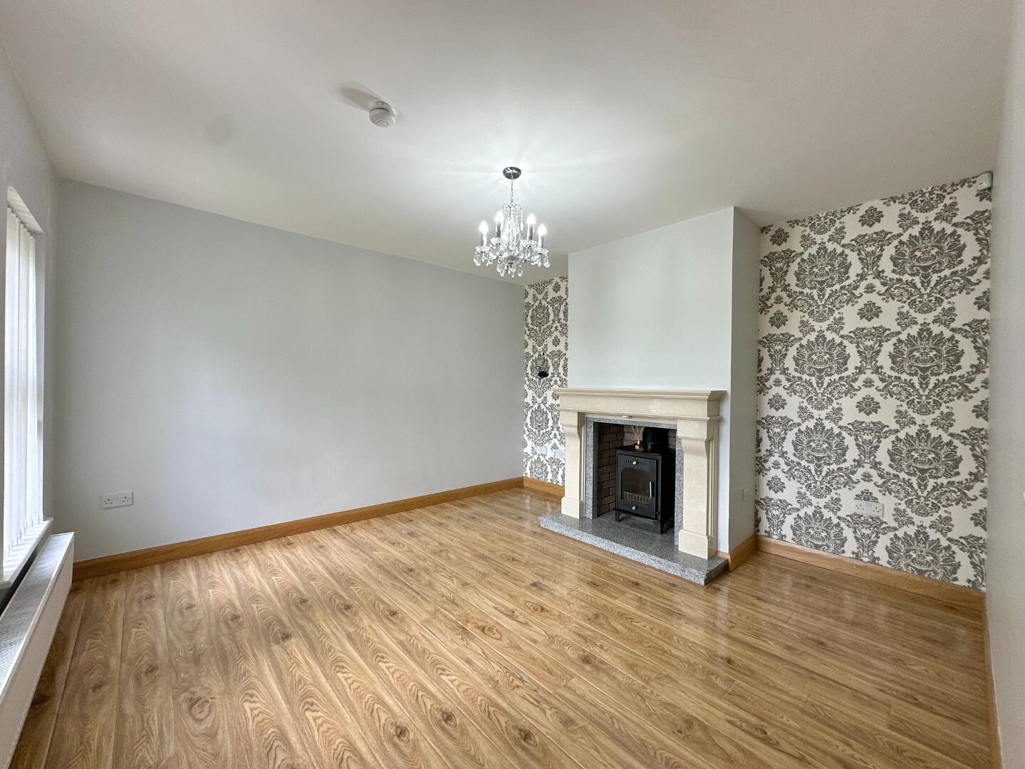 82 Lower Foughill Road 5 of 40