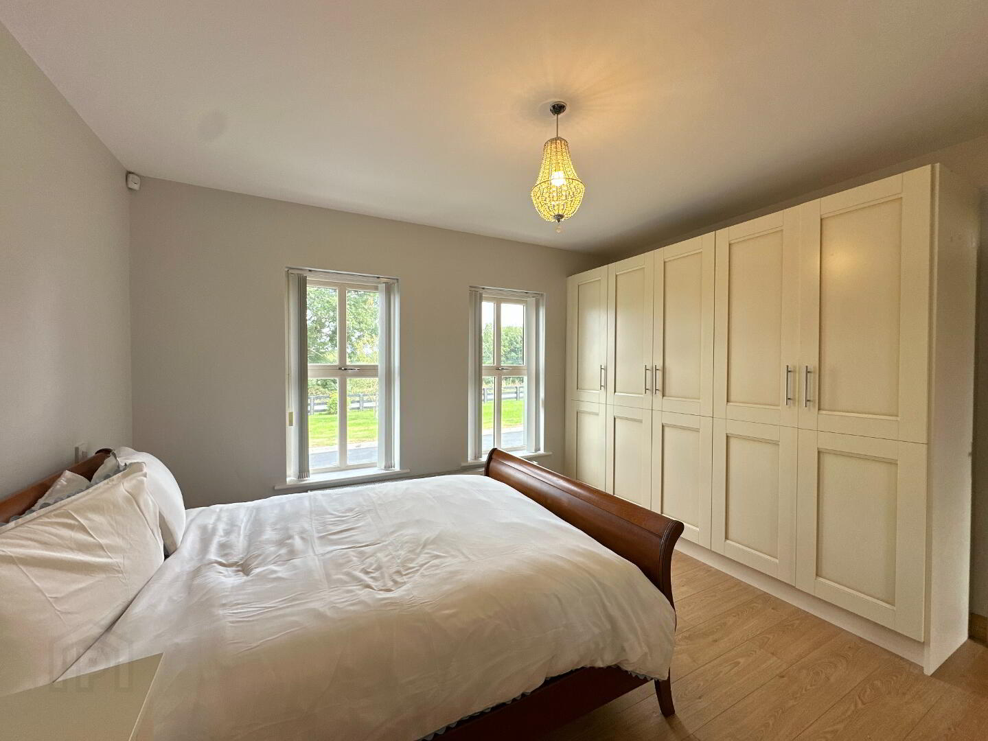 82 Lower Foughill Road 27 of 40