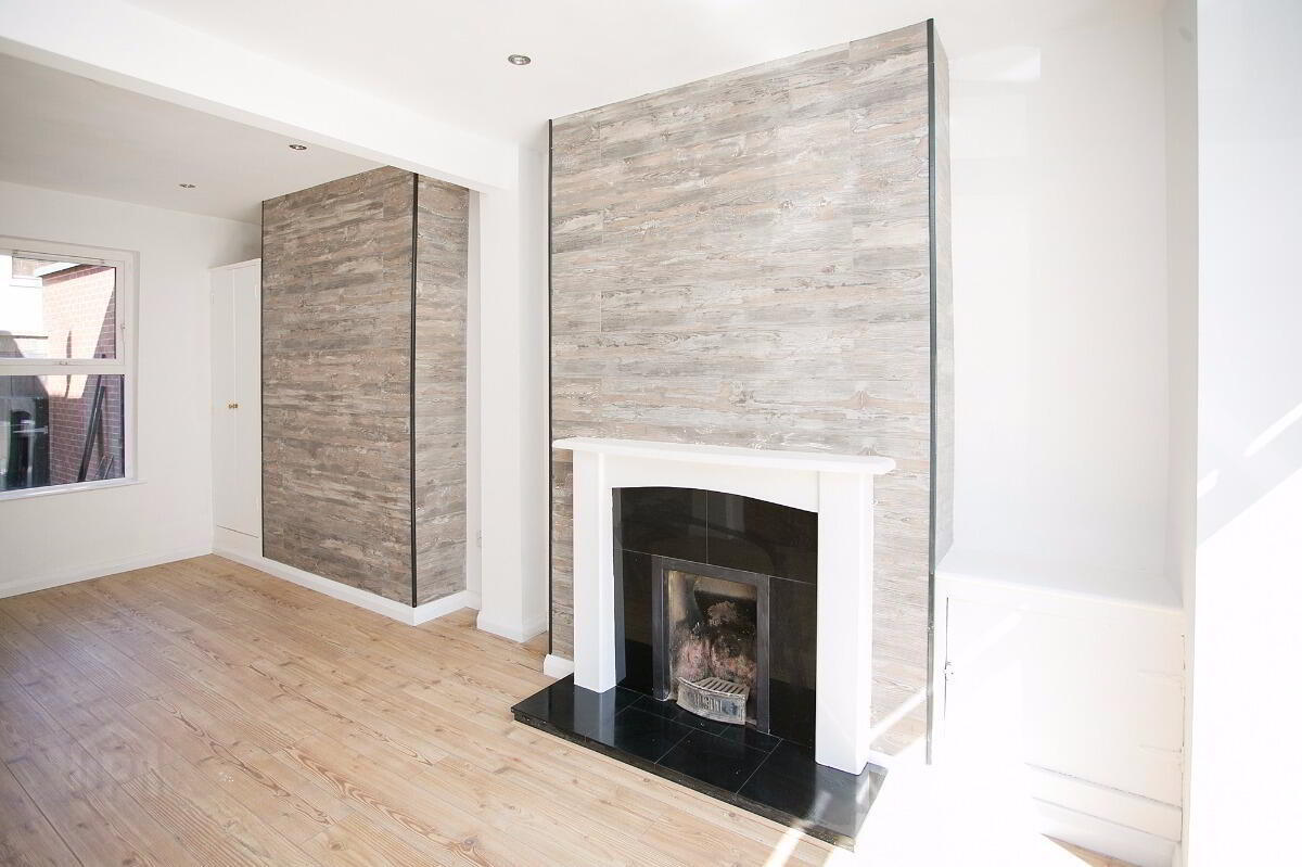 23 Benburb Street 3 of 10
