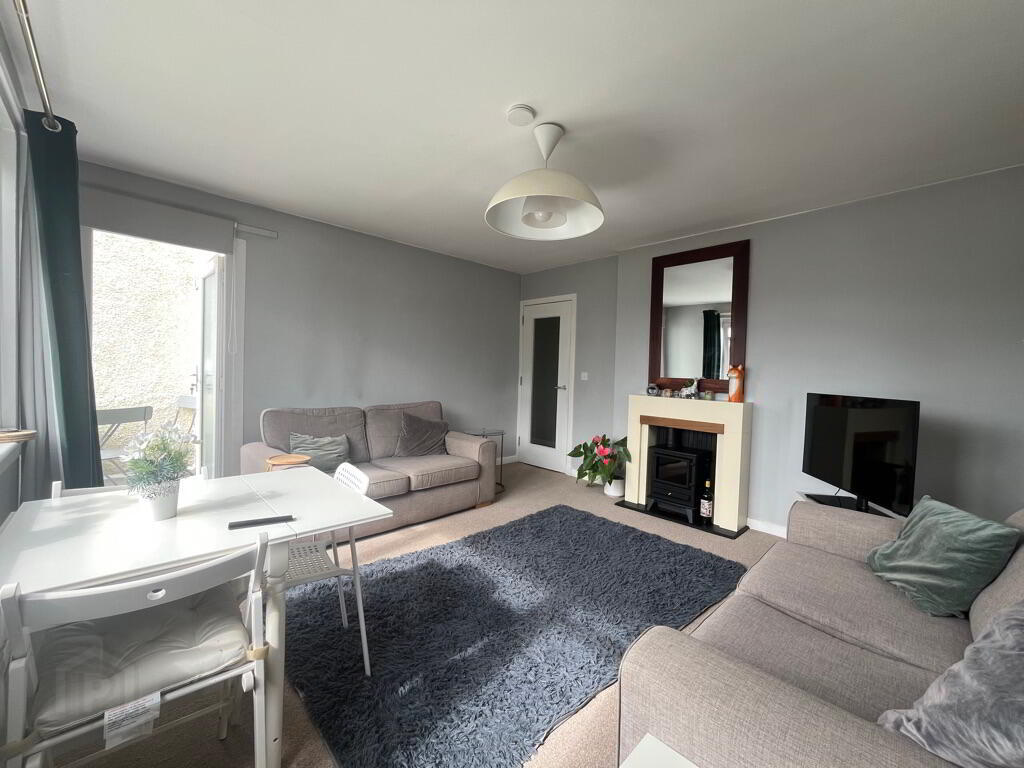 89 Falcon Court 3 of 14