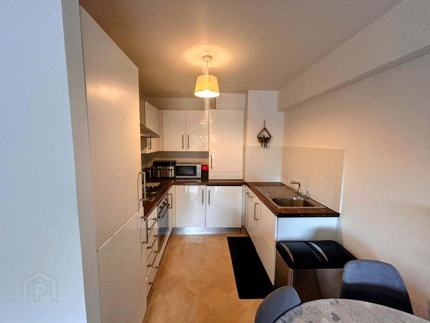 47 Scotch Hall Apartments 4 of 8