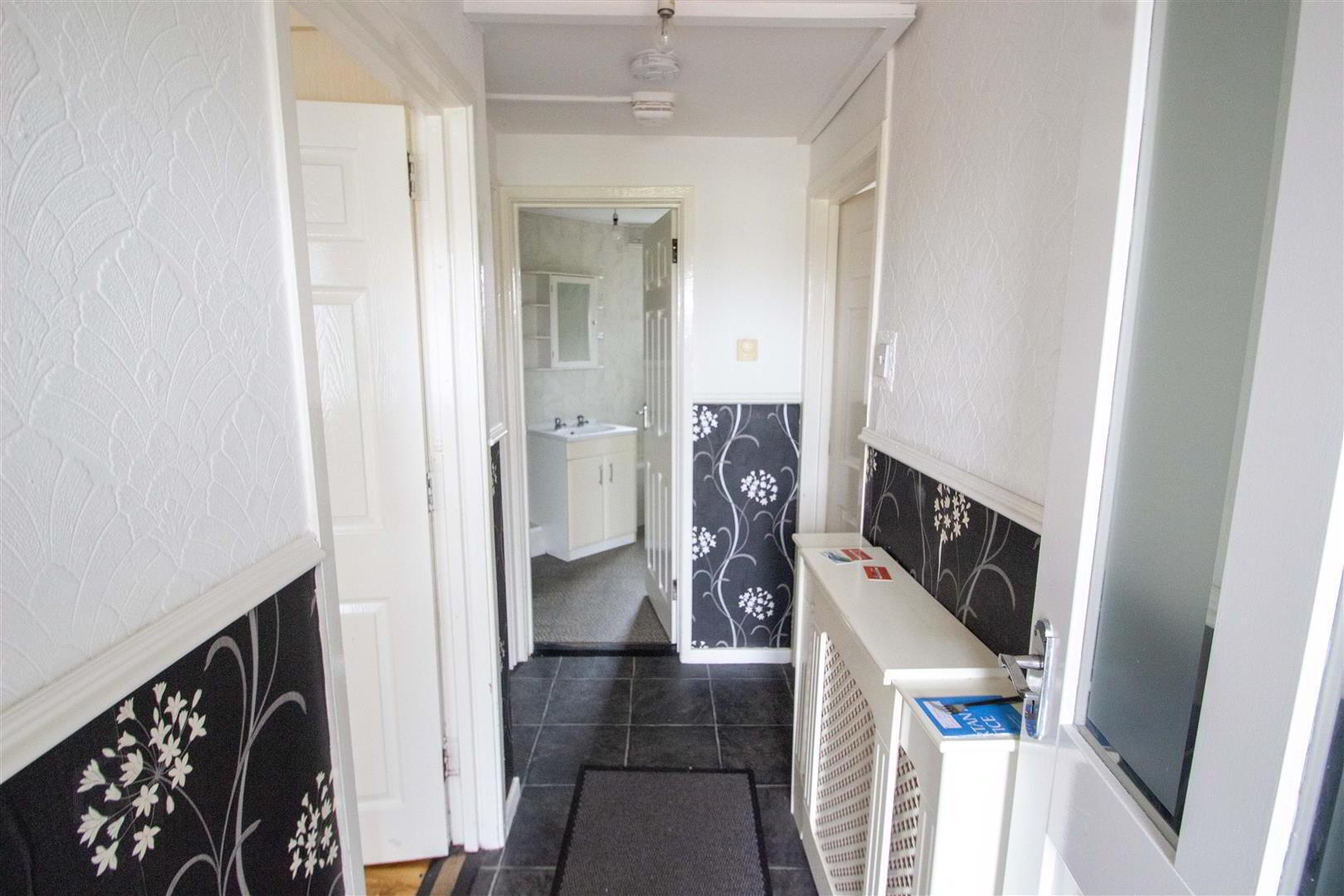 30b Glassmullin Gardens 9 of 12