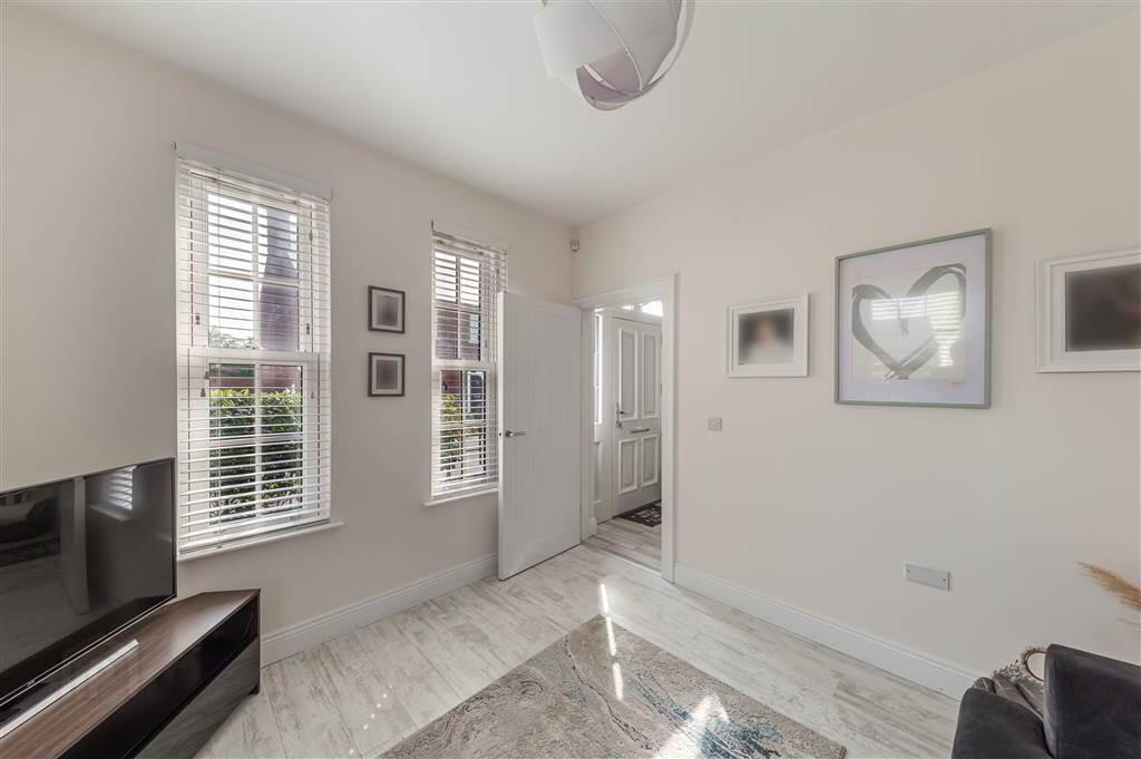 63 Portmore Hall 6 of 43