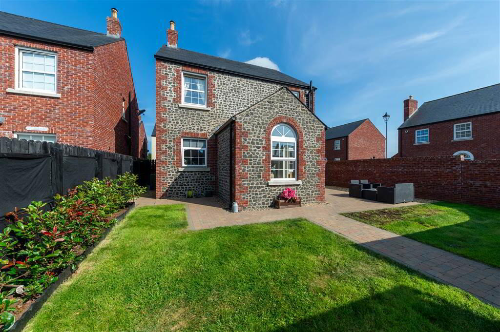 63 Portmore Hall 38 of 43