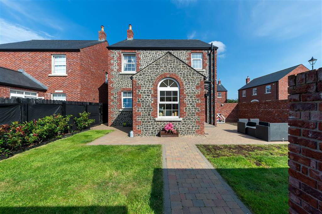 63 Portmore Hall 37 of 43