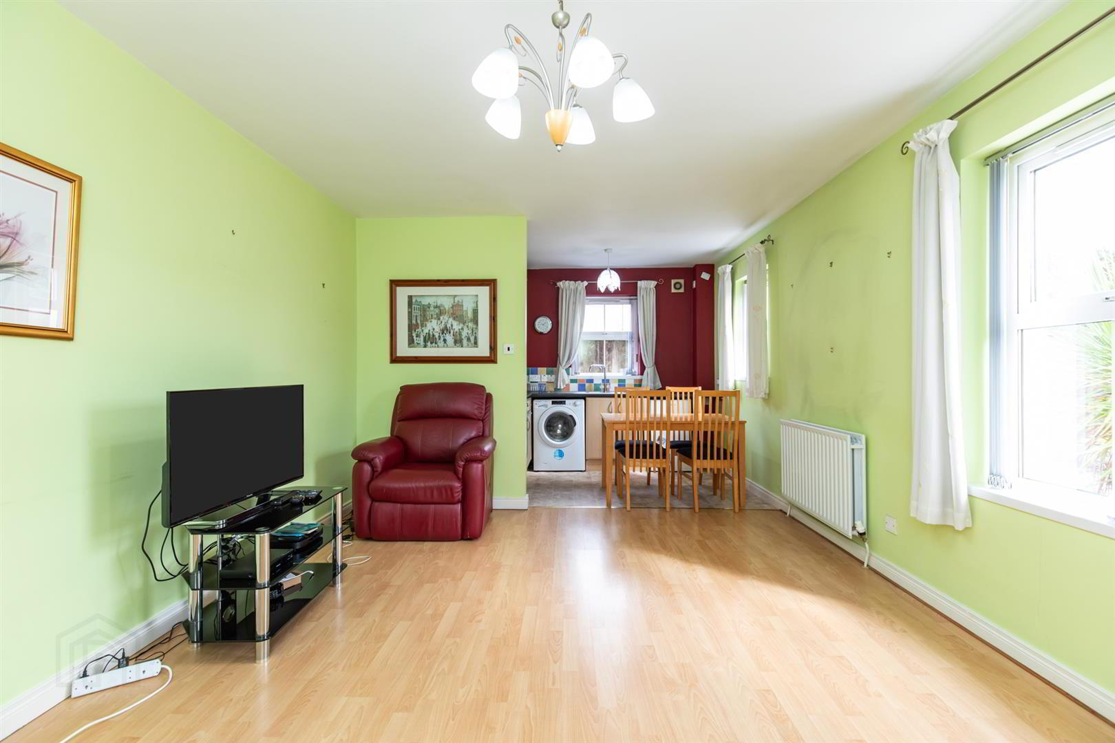 Apt 2 Doire Beag, 159 Andersonstown Road 3 of 23