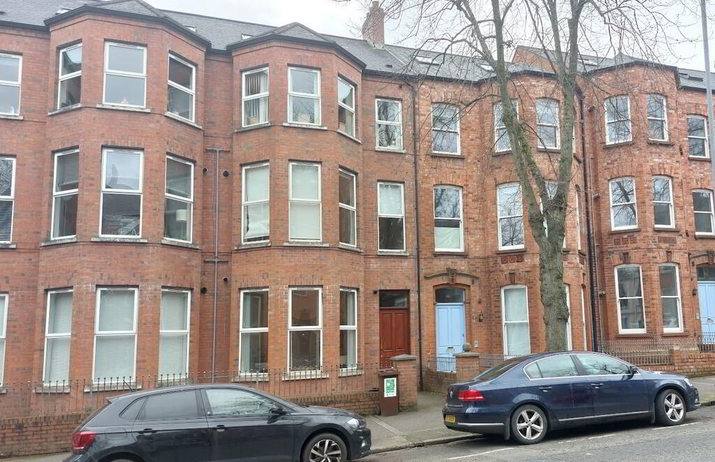 Apt 1, 97 Eglantine Avenue 1 of 12