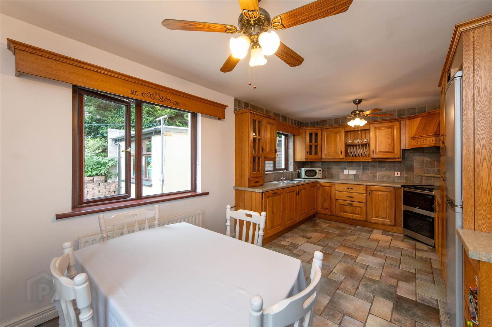 22 Tudor Mews 7 of 22