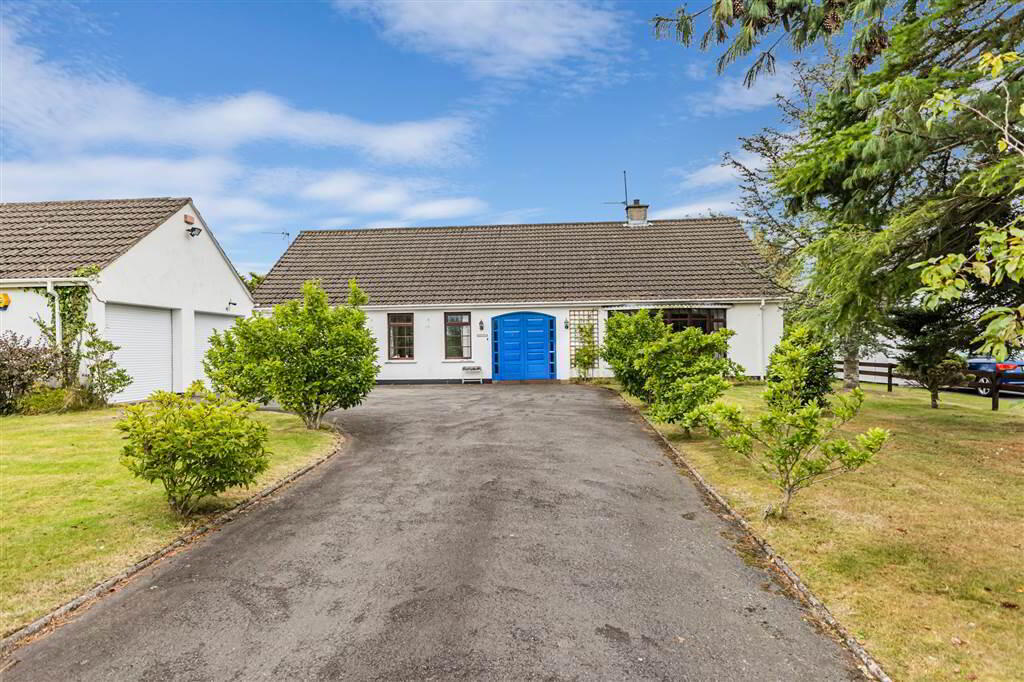 Augusta, 4 Downshire Park 1 of 34